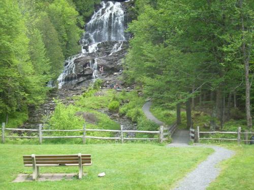 Hostal Mohawk Cottages