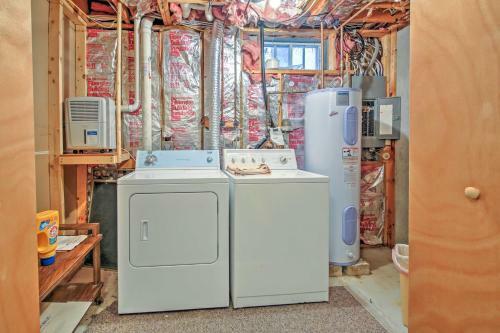 Spacious Bartlett Townhome Less Than 6 Mi To Attitash Mtn!