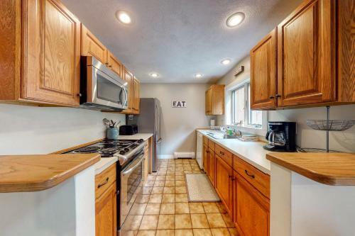Top Notch Vacation Retreat
