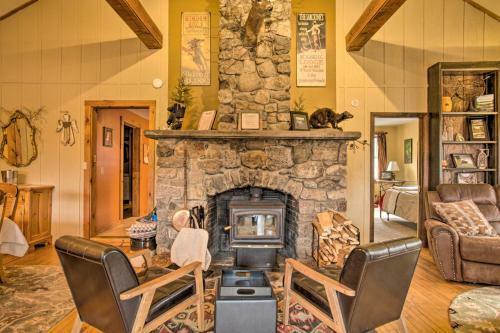 Spacious Bethlehem Mountaintop Home With Deck And View