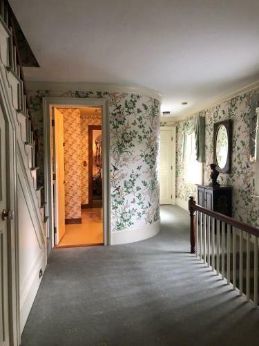 Aiken Manor B&B
