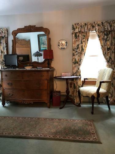 Aiken Manor B&B