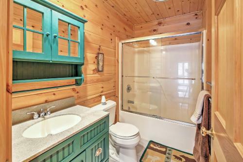 Rustic North Conway Cabin Less Than 3 Mi To Cranmore Mtn!