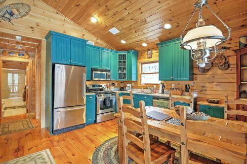 Rustic North Conway Cabin Less Than 3 Mi To Cranmore Mtn!