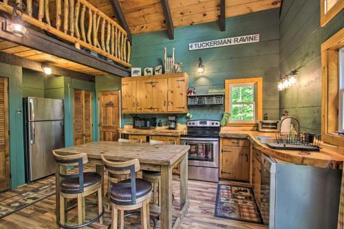 Charming Cabin In North Conway Near 4 Ski Resorts!