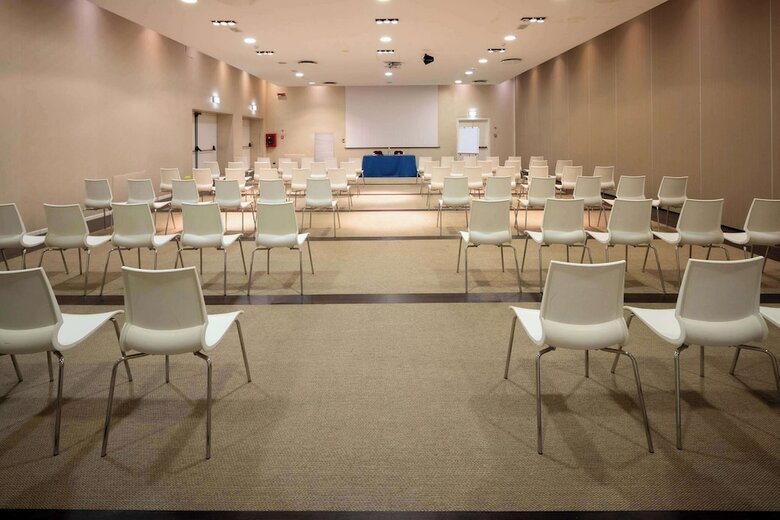 Hotel B4 Bologna Tower