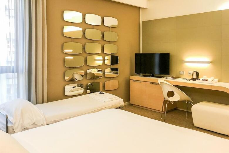 Hotel B4 Bologna Tower