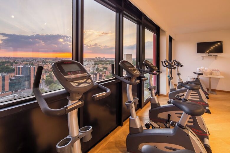 Hotel B4 Bologna Tower