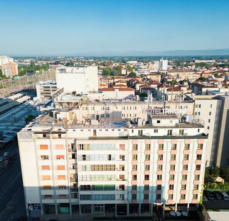 Hotel Tritone