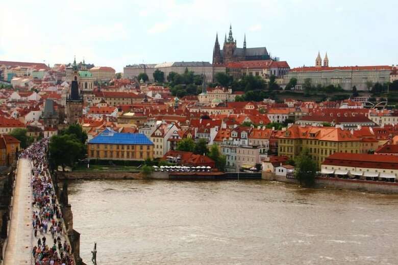 Hotel Ambassador-zlat� Husa