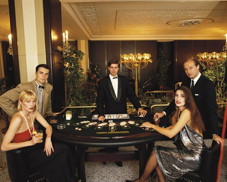 Hotel Ambassador-zlat� Husa