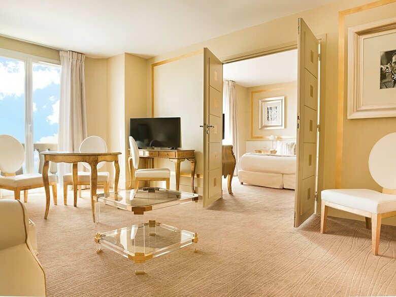 Hotel Renoir