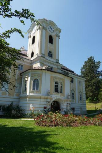 Schlosshotel Rosenau