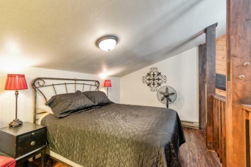 Redwood Commons B12