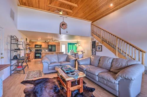 Peak View Lodge In Angel Fire Golf, Ski And Hike!