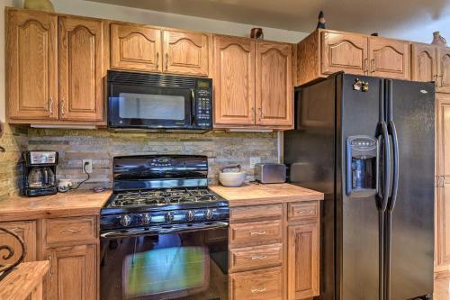 Peak View Lodge In Angel Fire Golf, Ski And Hike!