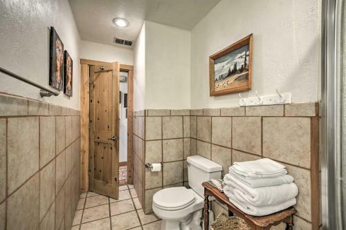 Pet-friendly Clovis Home With Yard, Pergola And Hot Tub