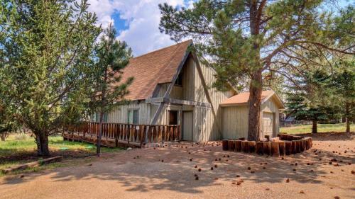 Yeti Haus Home