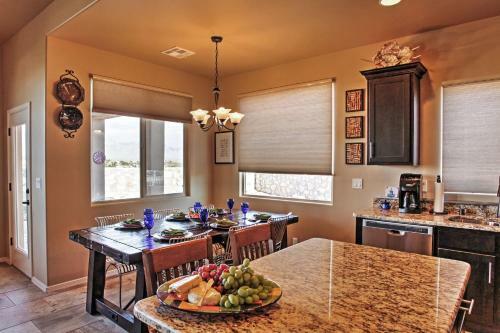 Las Cruces Home With Patio And Organ Mountain Views!