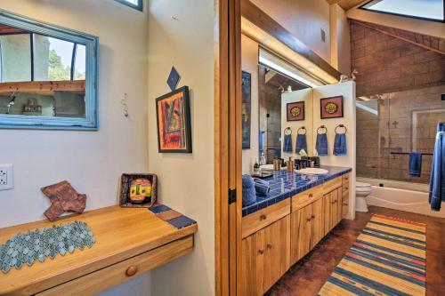 Apartamento Geometric Glorieta Studio On 11 Picturesque Acres!