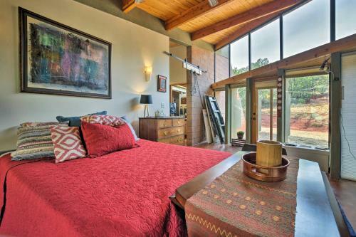 Apartamento Geometric Glorieta Studio On 11 Picturesque Acres!