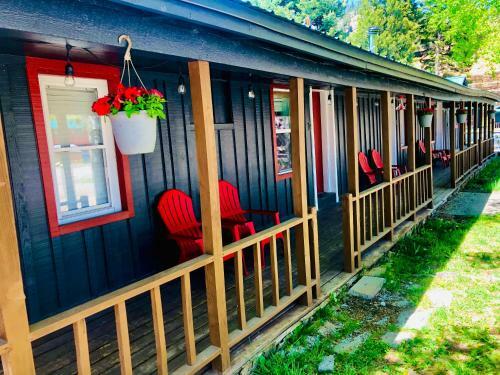 Pioneer Lodge 2