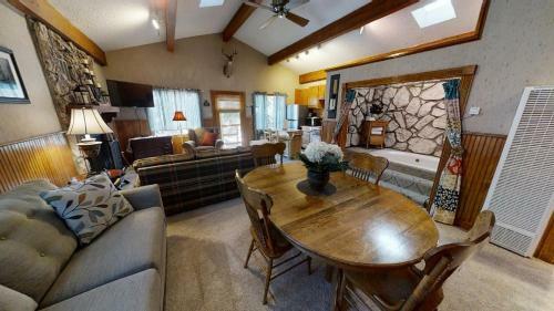 Ridgeview Lodge Deluxe