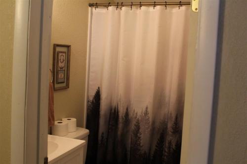 Pine Tree Cabin