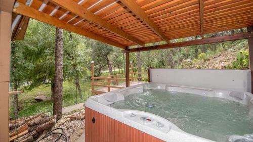 Trailhead Hideaway