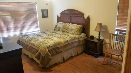 Honey Bear Cabin