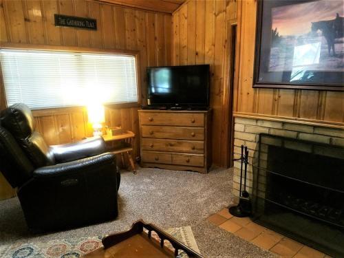 Upper Canyon Retreat