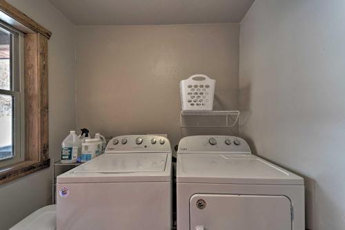Ruidoso Home With Hot Tub, 19 Mi To Ski Apache!
