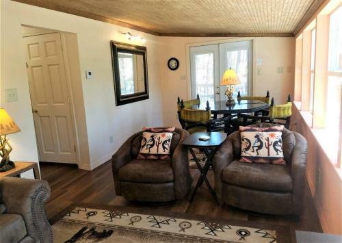 Bailey`s Cabin