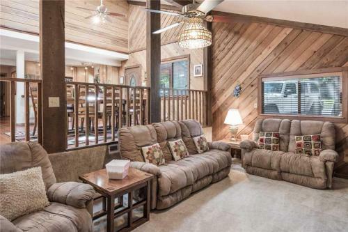 Dancing Kokopellis, 3 Bedrooms, Sleeps 10, View, Deck, Fenced Yard