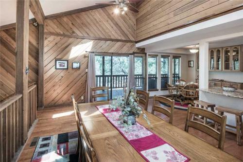 Dancing Kokopellis, 3 Bedrooms, Sleeps 10, View, Deck, Fenced Yard