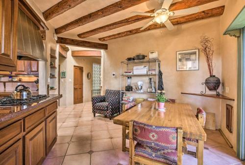 Stunning Santa Fe Sw-style Getaway With Indoor Pool!