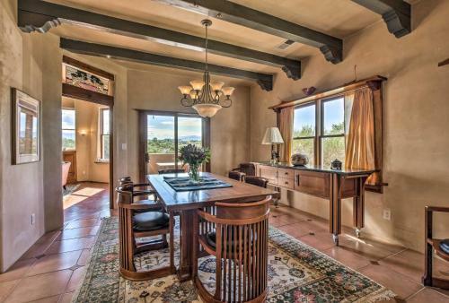 Stunning Santa Fe Sw-style Getaway With Indoor Pool!