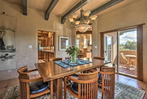Stunning Santa Fe Sw-style Getaway With Indoor Pool!