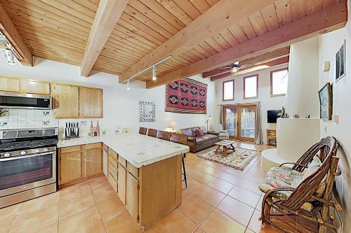 Apartamento Southwest-chic Retreat With Private Yard Condo