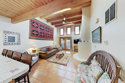 Apartamento Southwest-chic Retreat With Private Yard Condo