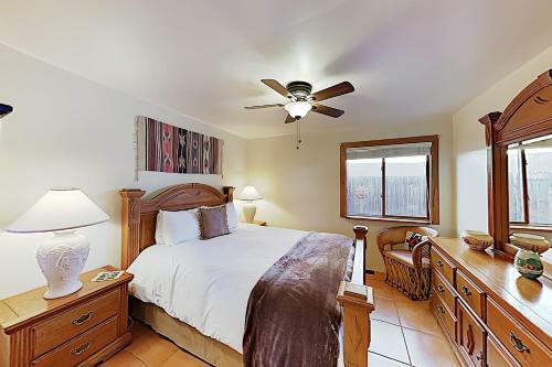 Apartamento Southwest-chic Retreat With Private Yard Condo
