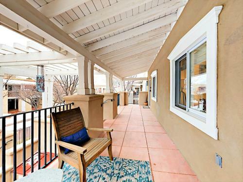 Bishops Lodge Apartment Unit 18 Apts
