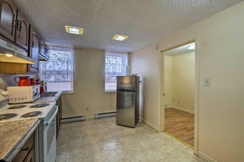 Albany Apartment Steps From The New York Capital