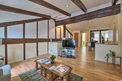 Albany Apartment Steps From The New York Capital