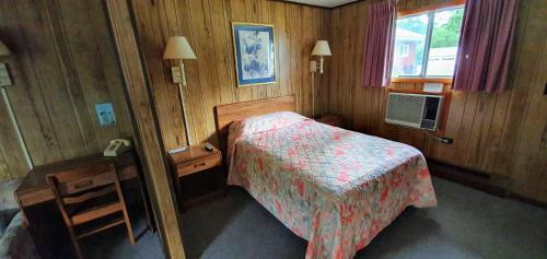 Motel Red Ranch Inn