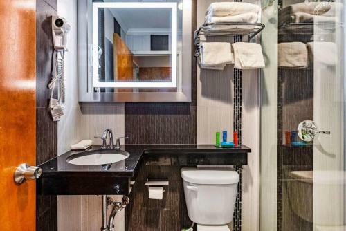 Umbrella Hotel Brooklyn