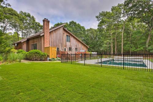 Beautiful East Hampton Home With Hot Tub And Pool!