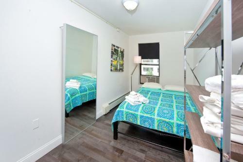 Midtown East Furnished Apartment