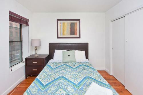 Midtown East Furnished Apartment