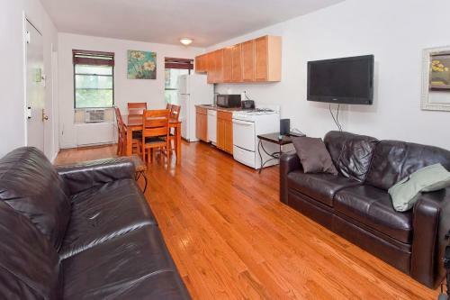 Midtown East Furnished Apartment